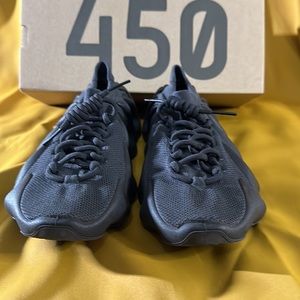Yeezy 450 Utility Black